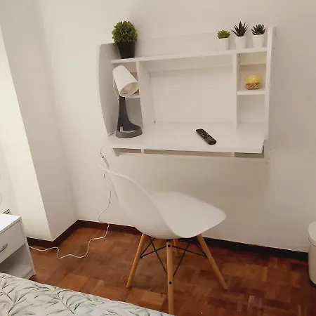 Bernie's Roomss Проживание в семье Витория