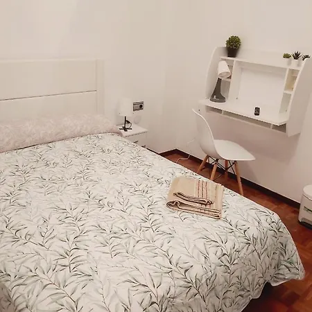 Homestay Bernie's Roomss